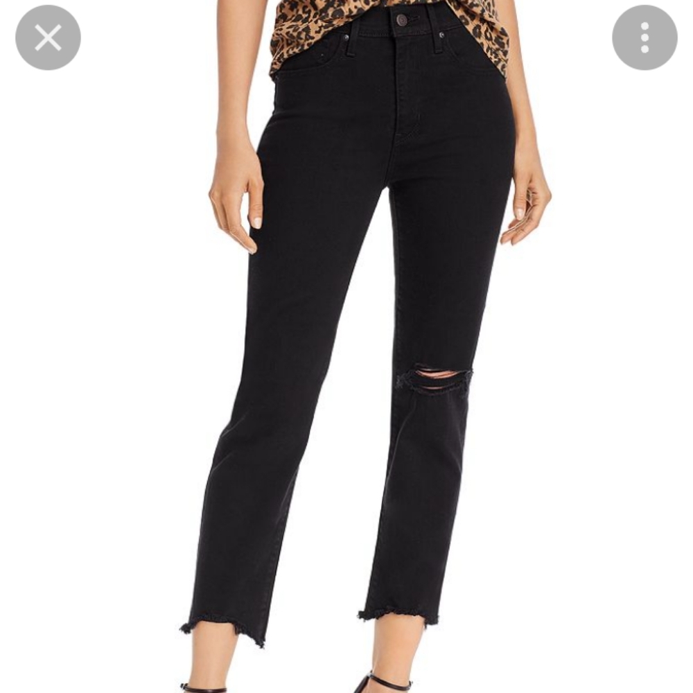 - Levi's724 High-Rise Cropped Straight-Leg Jeans in Black Pixel